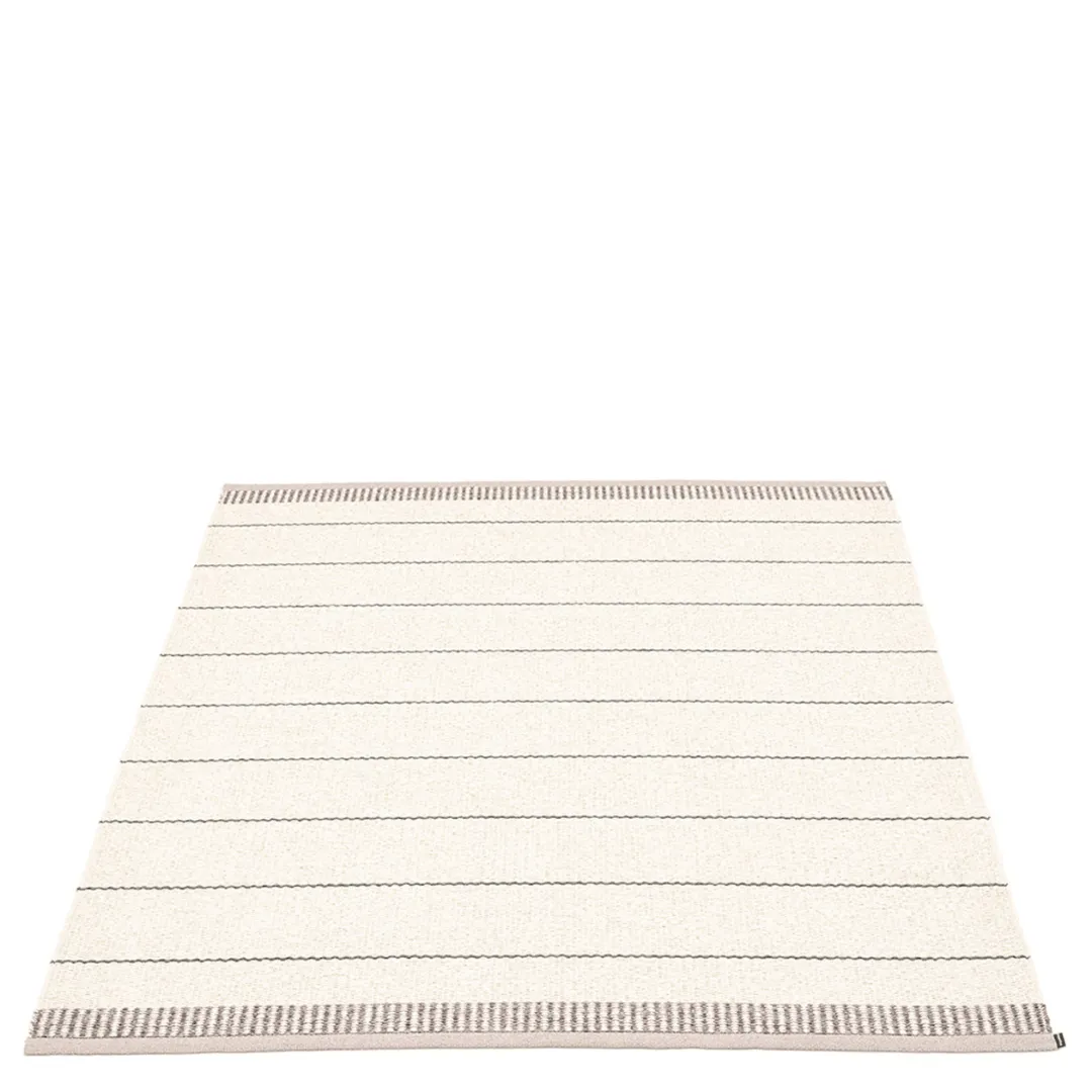 Belle Rug - Pale Rose