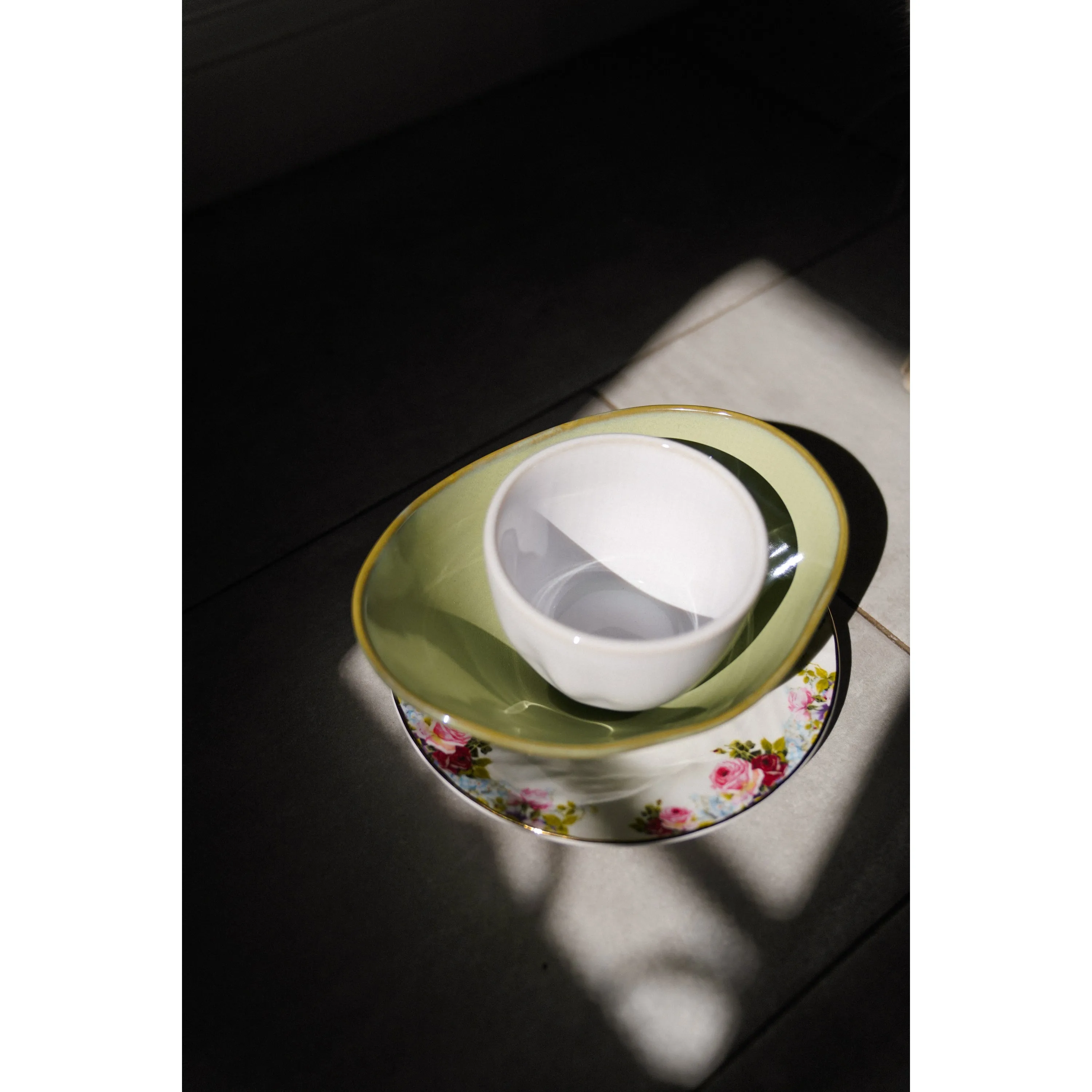 Limited Edition: Vintage Bloom Dessert Plates (6) - Sustainable Beauty for Every Dessert