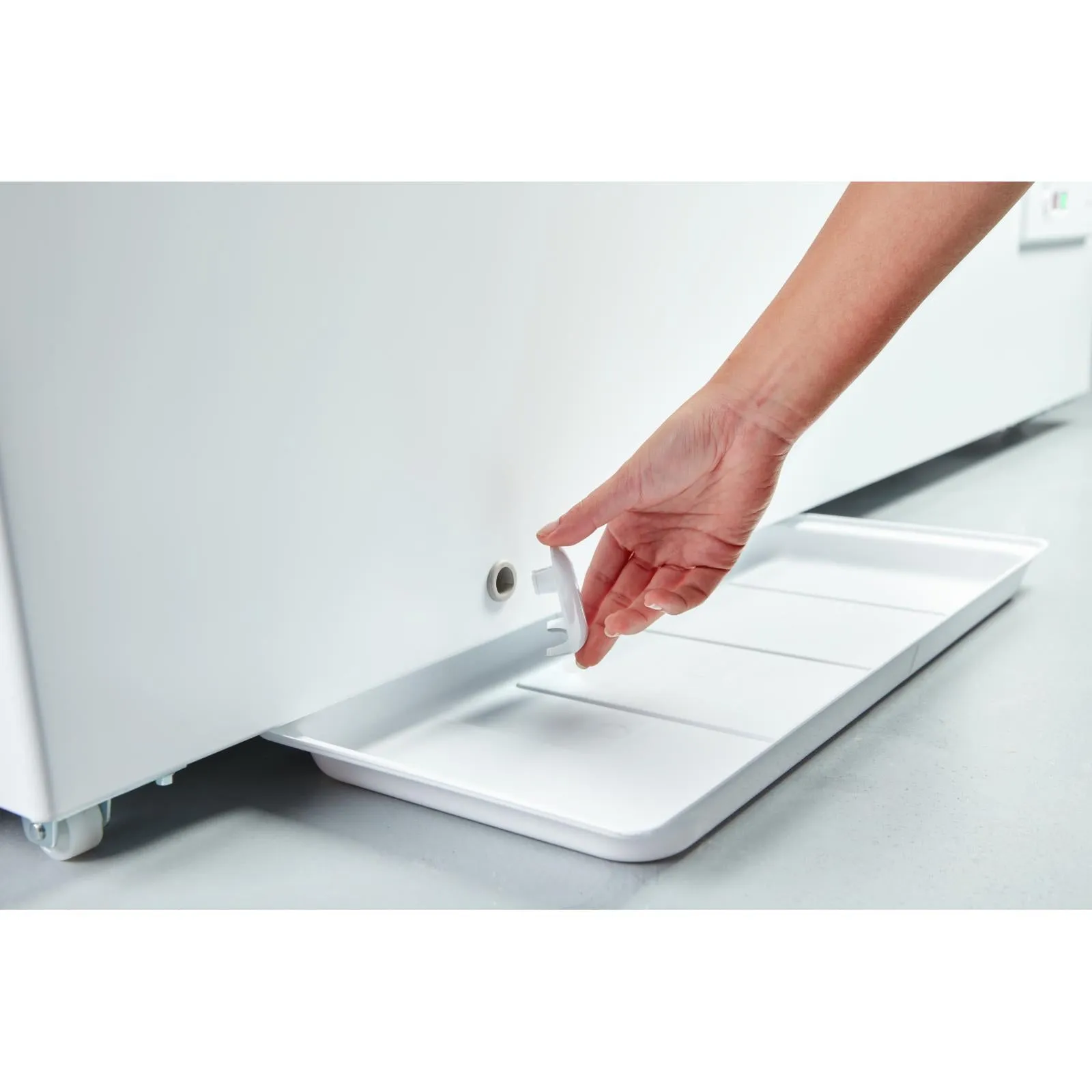 Maytag 16 cu. ft. Chest Freezer MZC5216LW