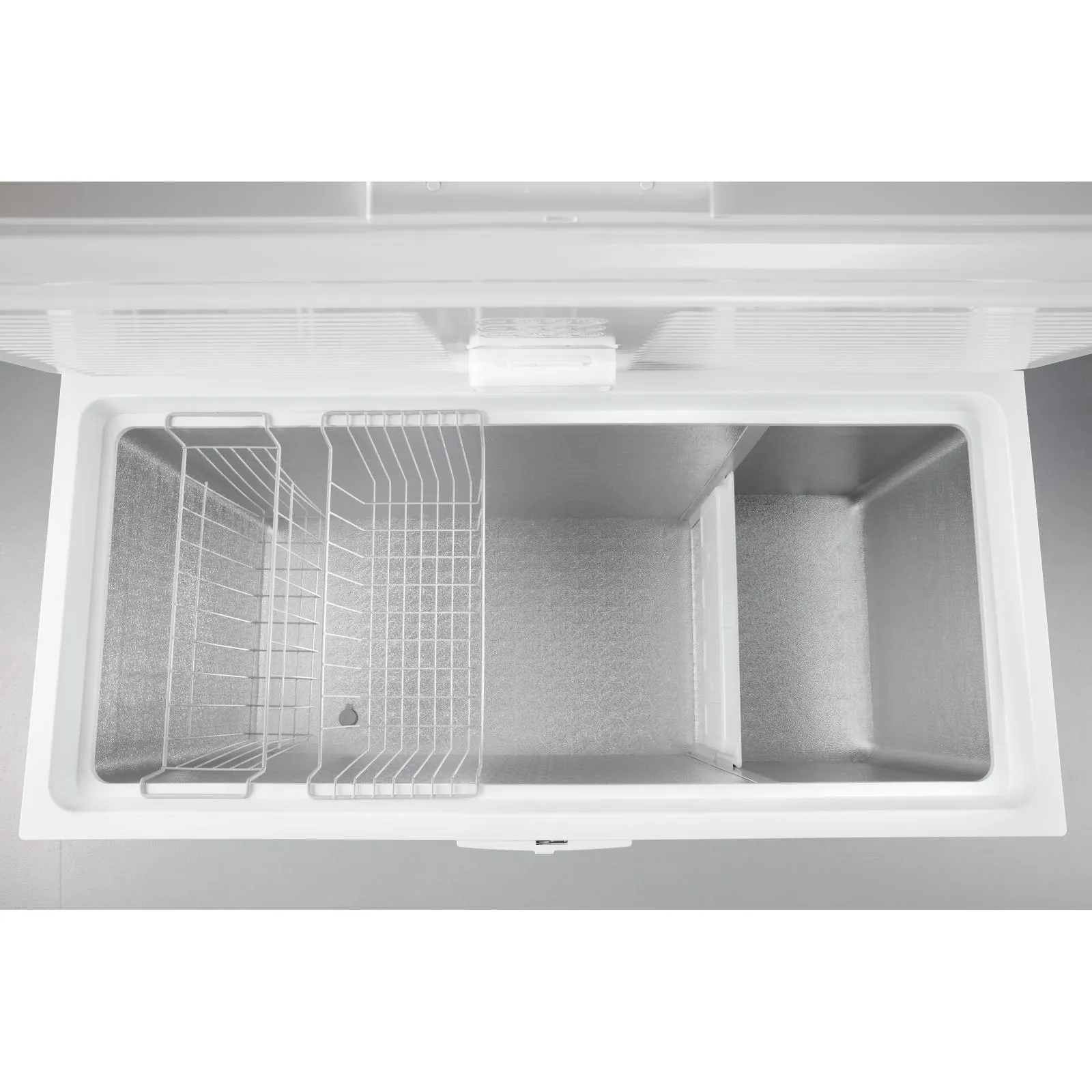 Maytag 16 cu. ft. Chest Freezer MZC5216LW