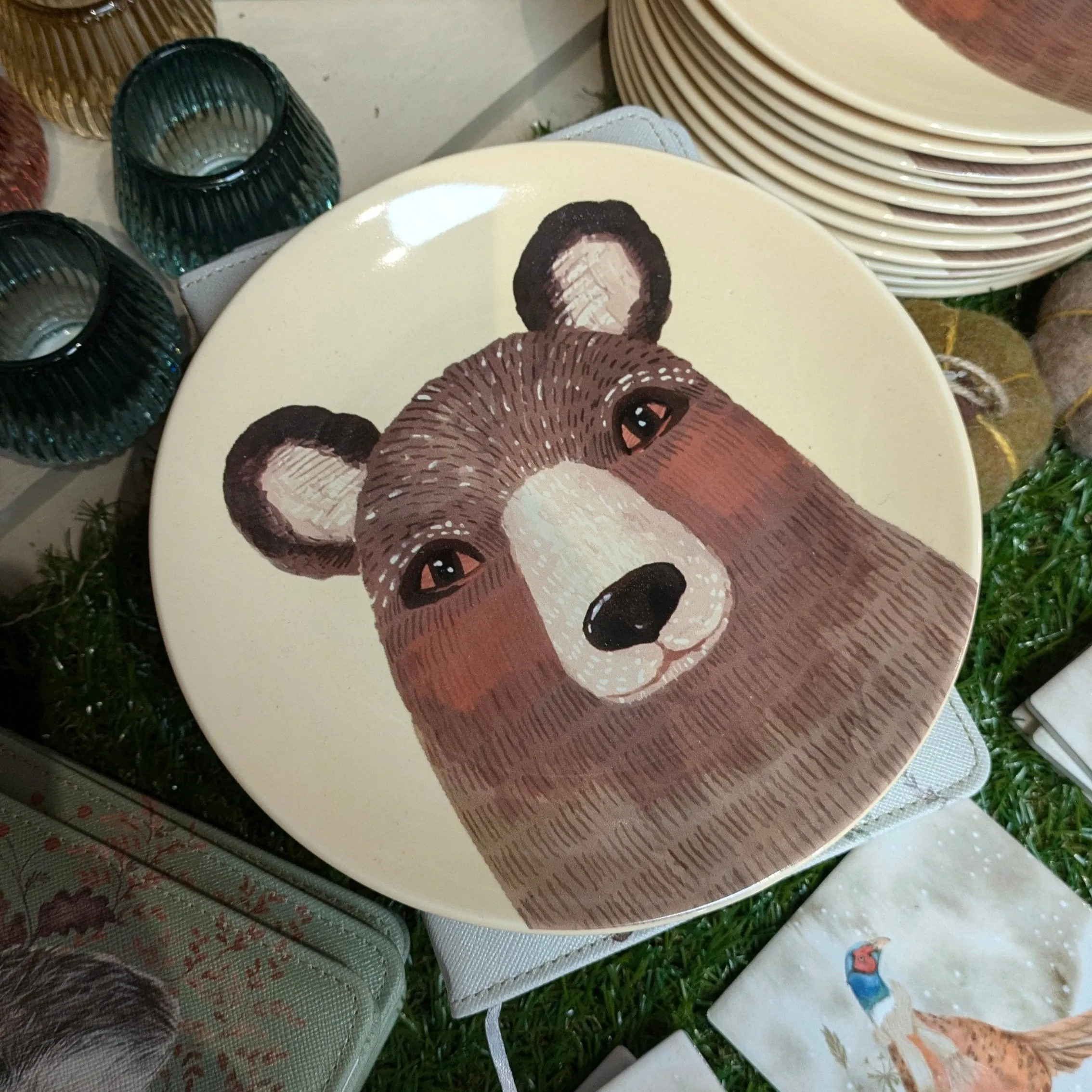 Mica Decorations 20cm Cream Wild Bear Breakfast Plate