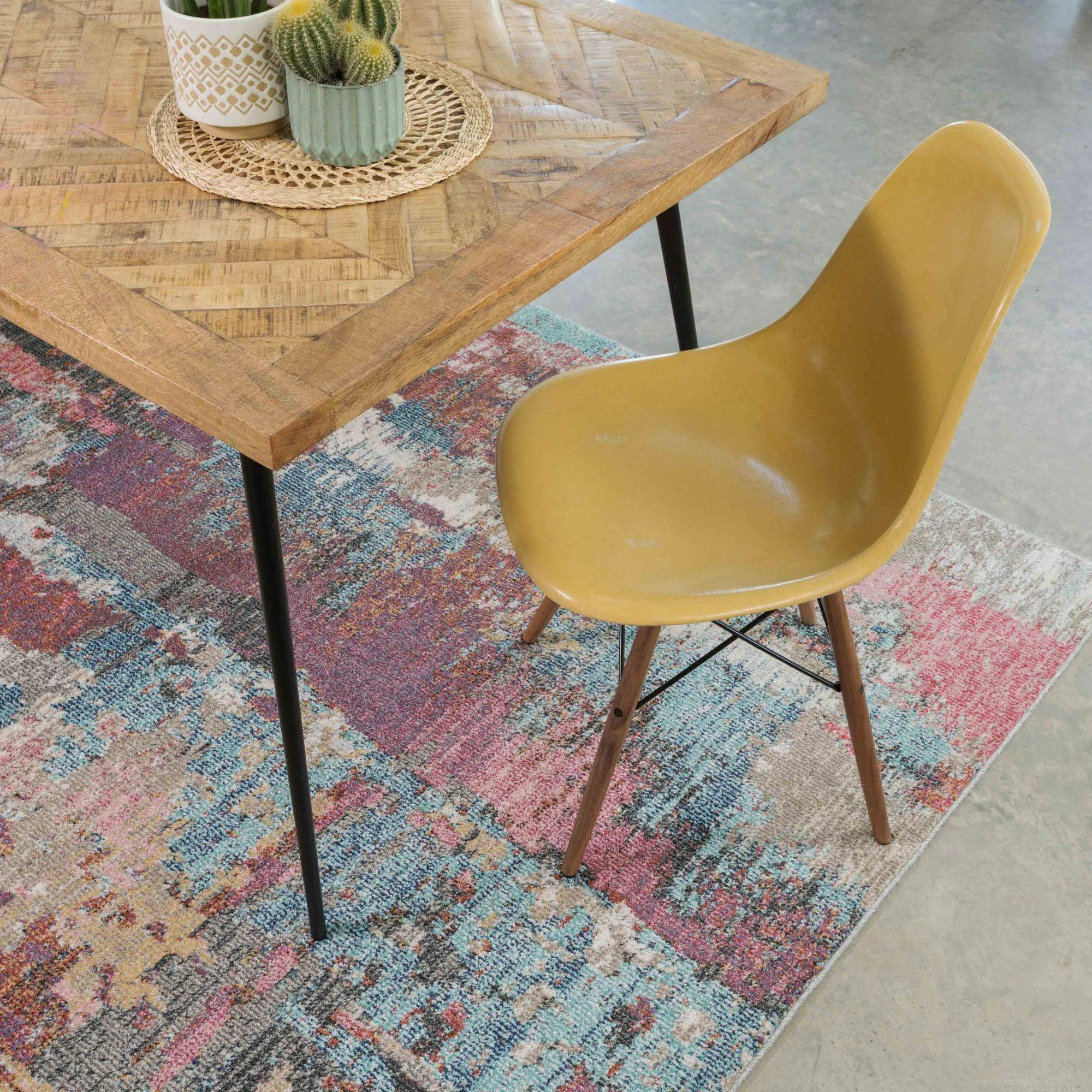Soft Abstract Distressed Pink Living Room Rug - Wild