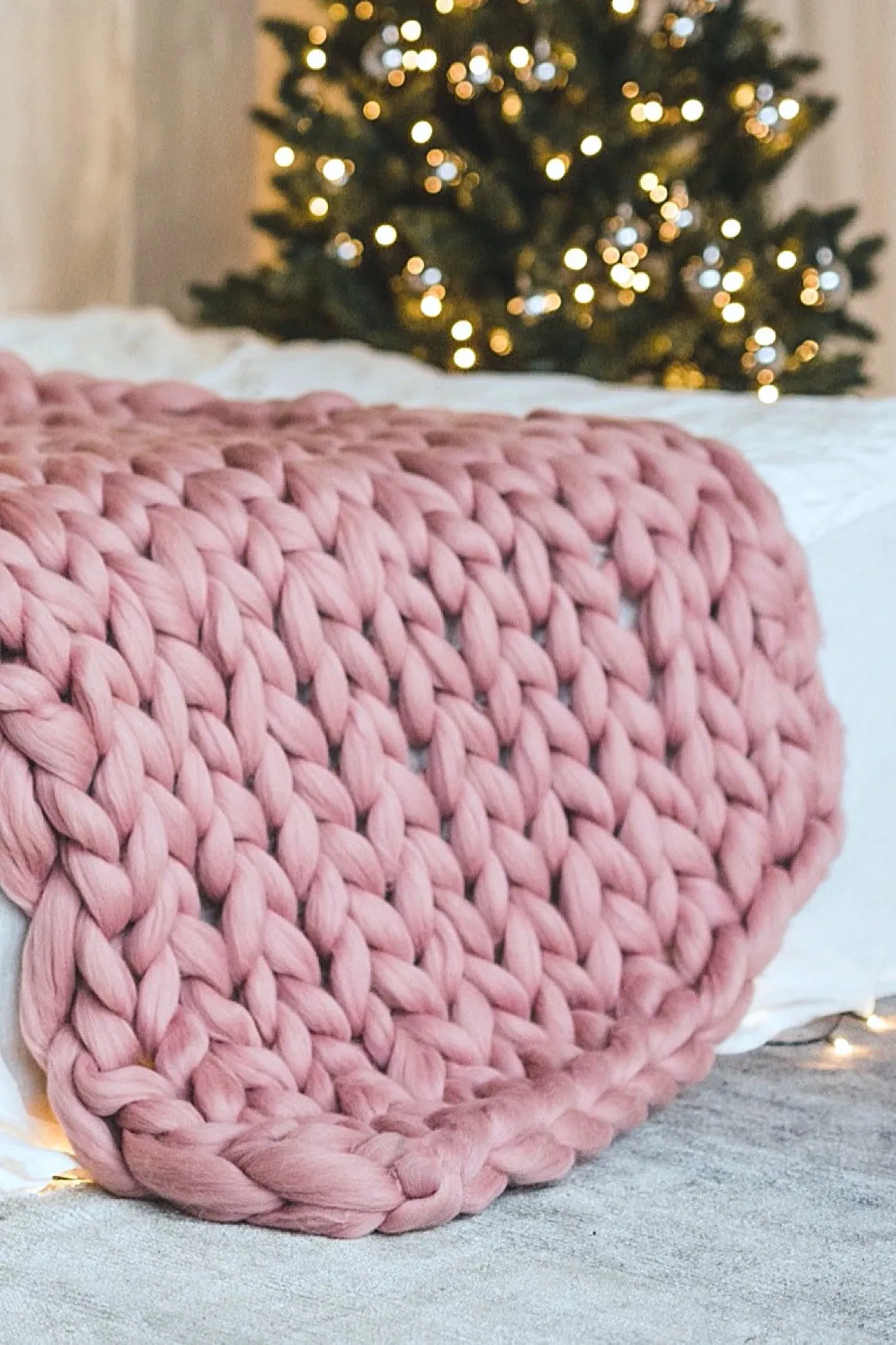 Square blanket 35”x35” (90x90 cm)