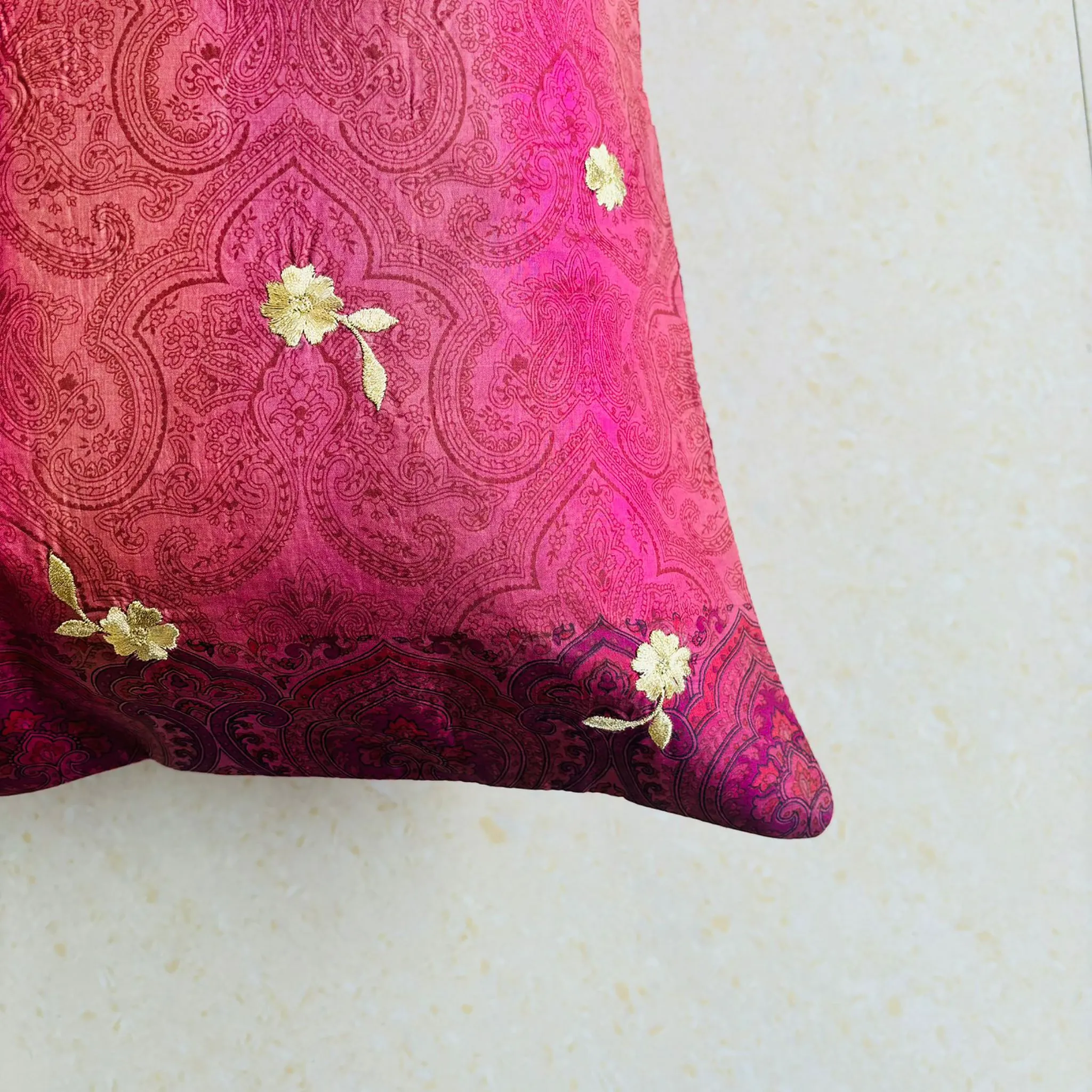 Sundar Embroidery Silk Cushion- 006