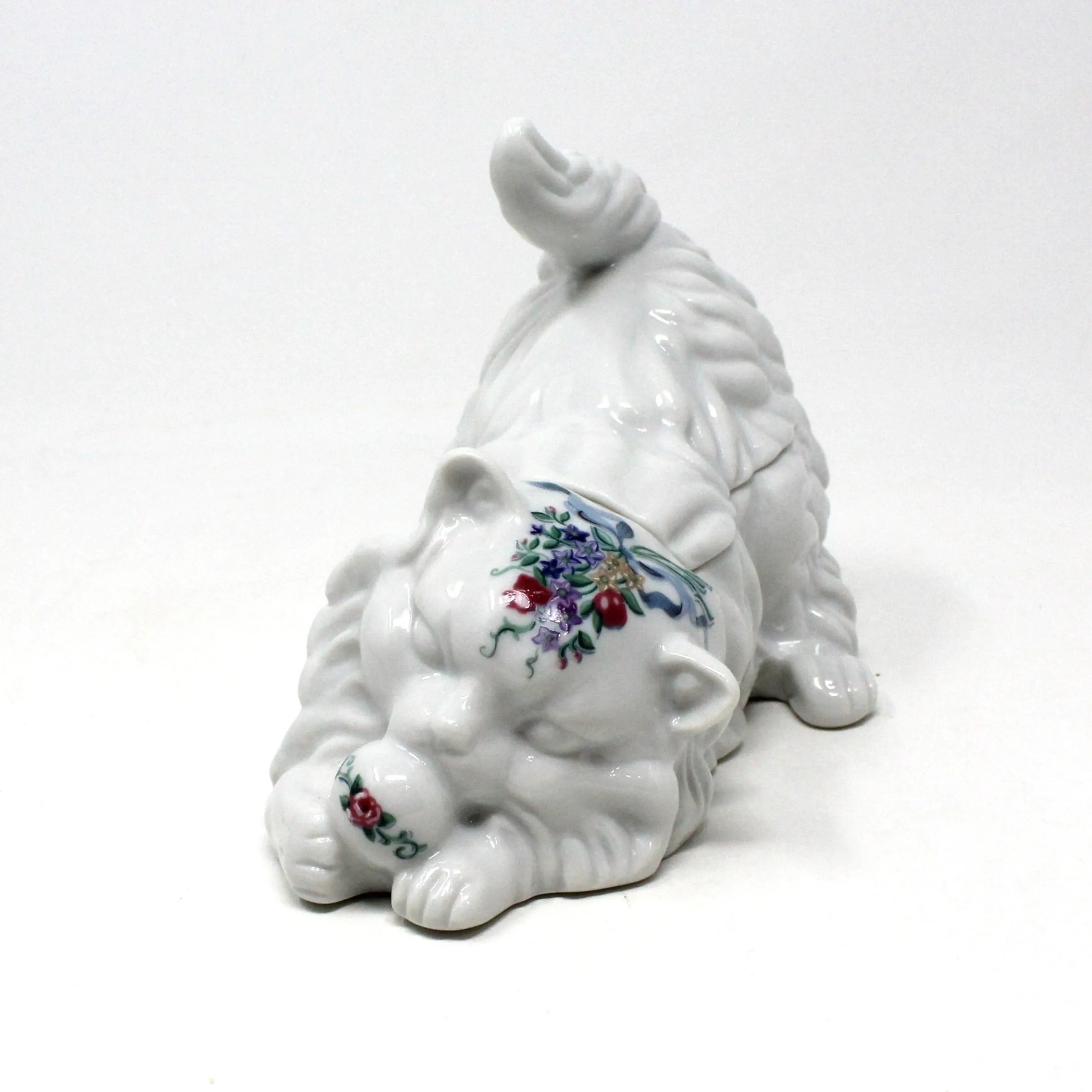 Trinket Box, Elizabeth Arden, Figural White Cat / Kitten, Southern Heirlooms, Vintage