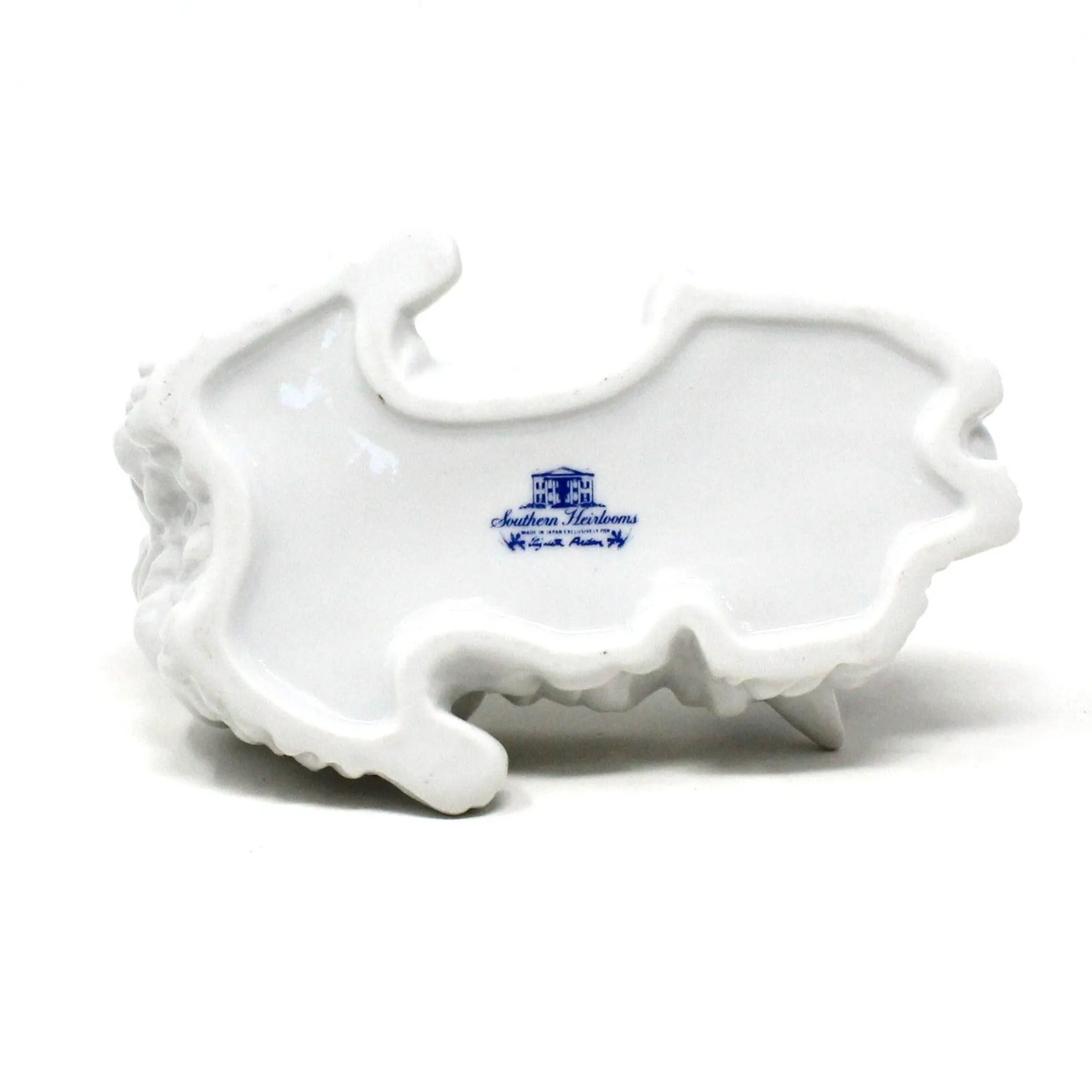 Trinket Box, Elizabeth Arden, Figural White Cat / Kitten, Southern Heirlooms, Vintage