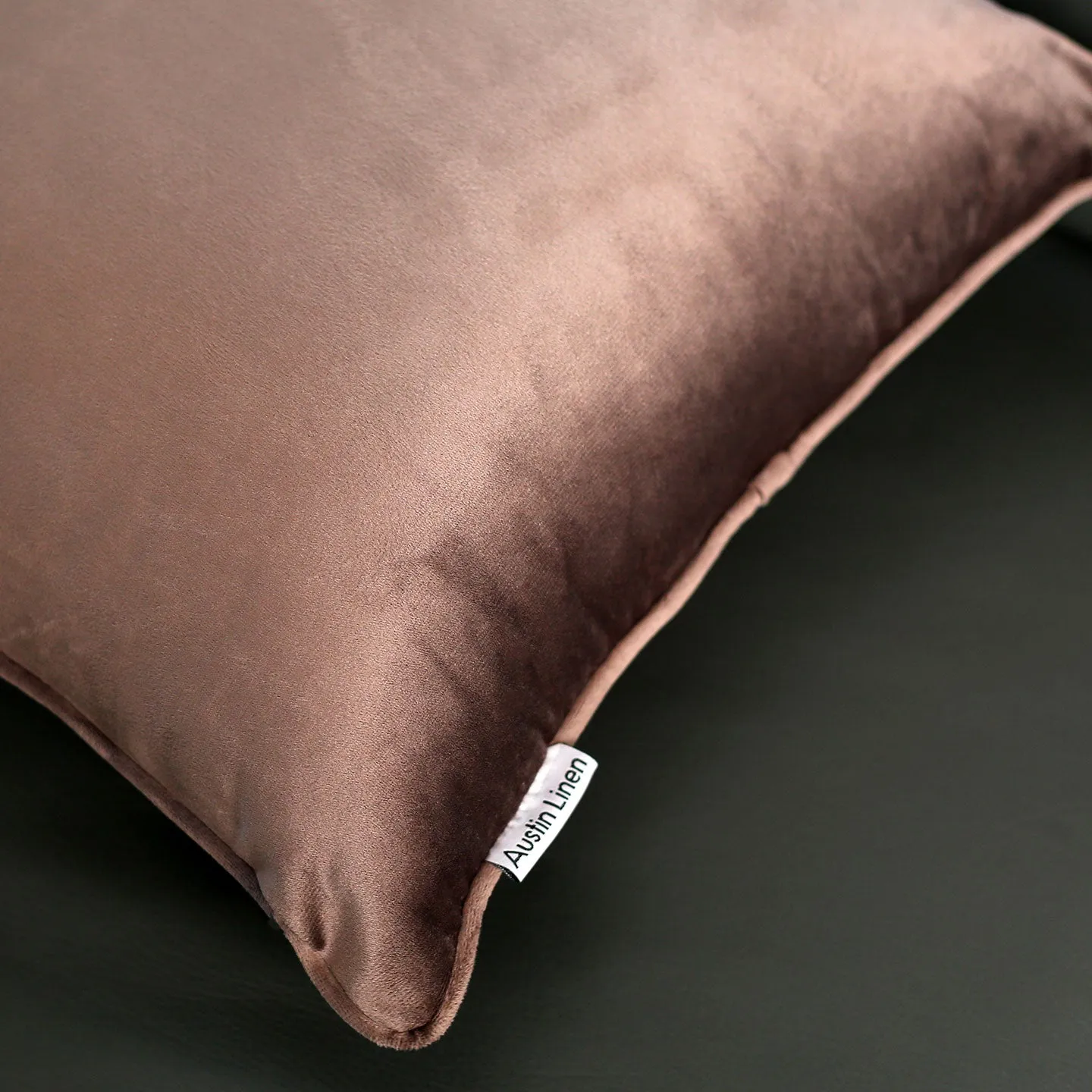 Veloúdo Caress Filled Cushions