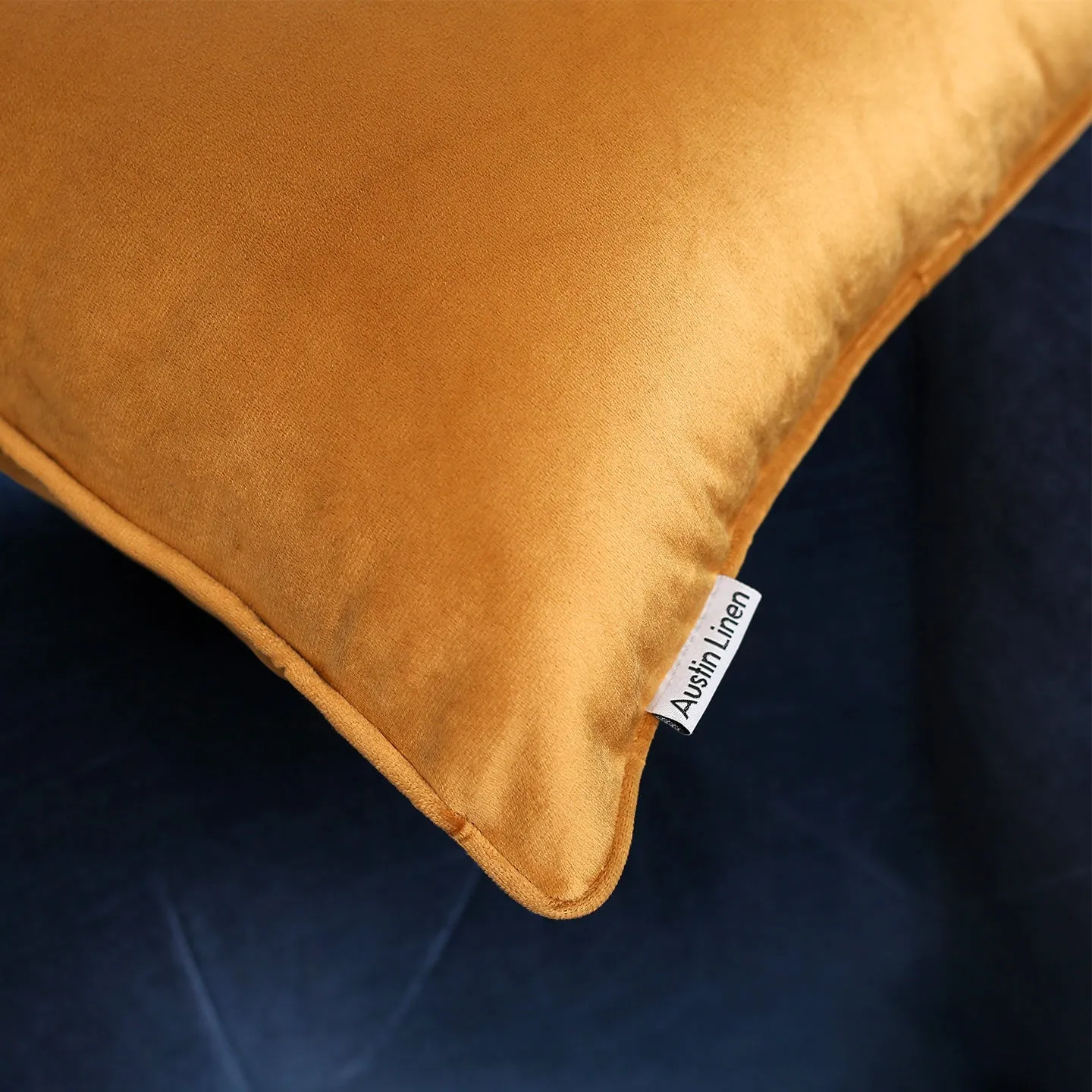 Veloúdo Caress Filled Cushions