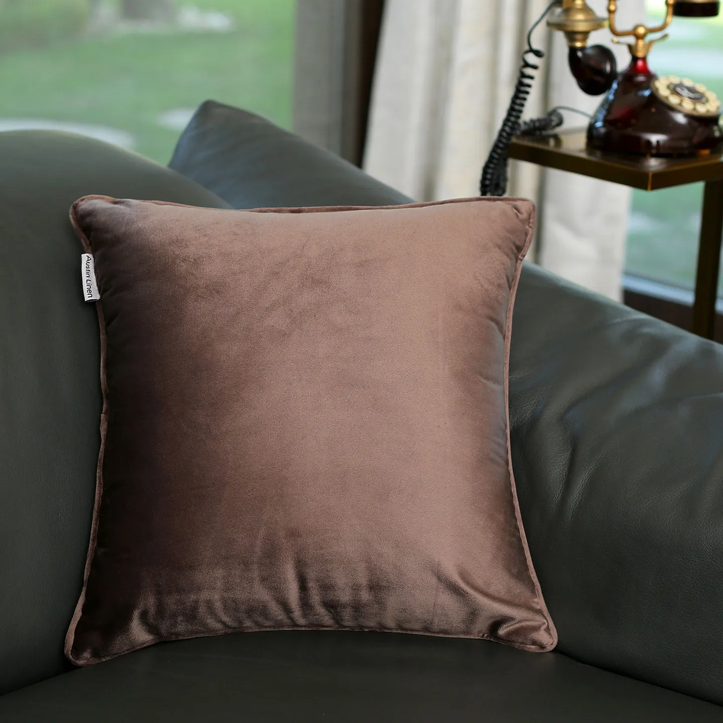 Veloúdo Caress Filled Cushions