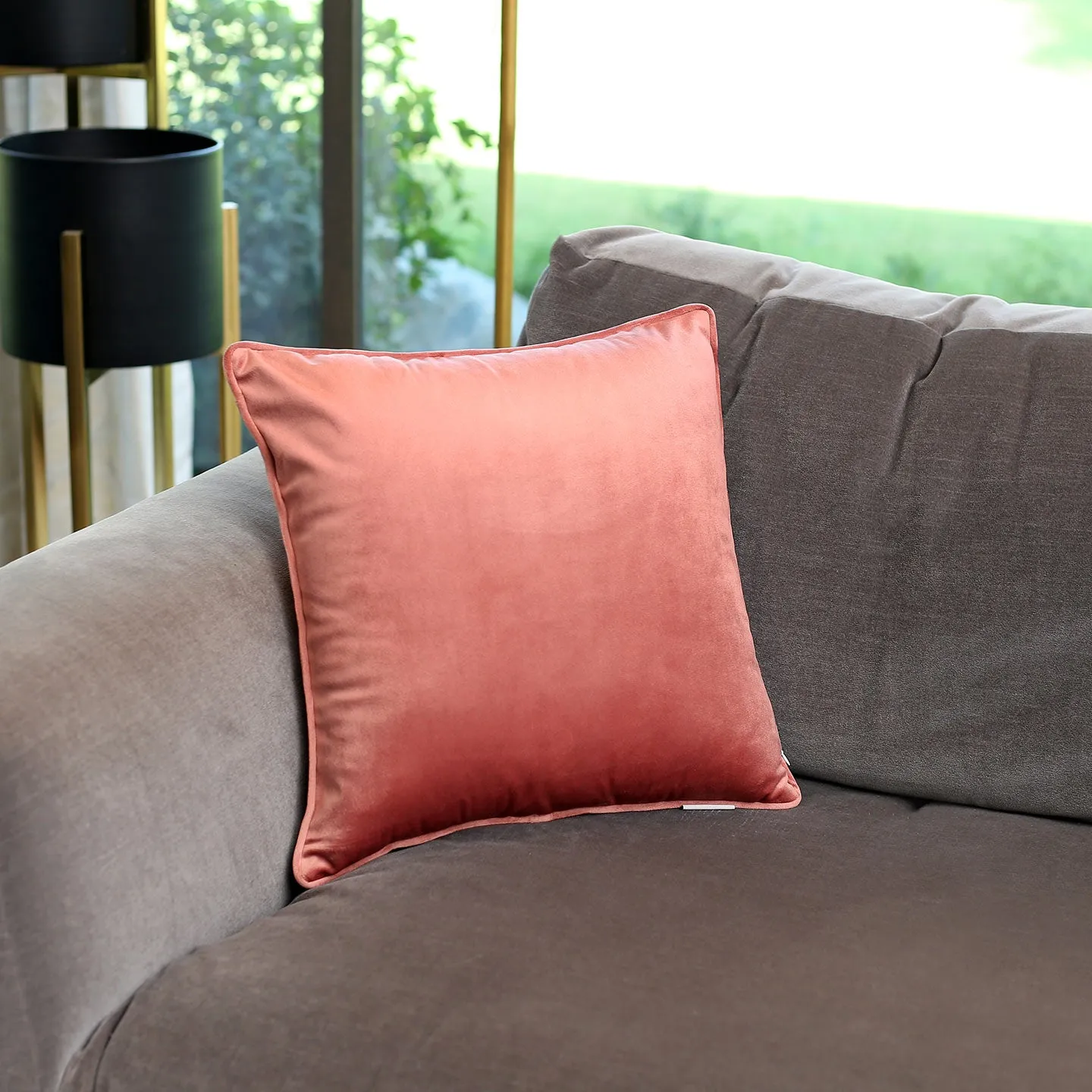 Veloúdo Caress Filled Cushions